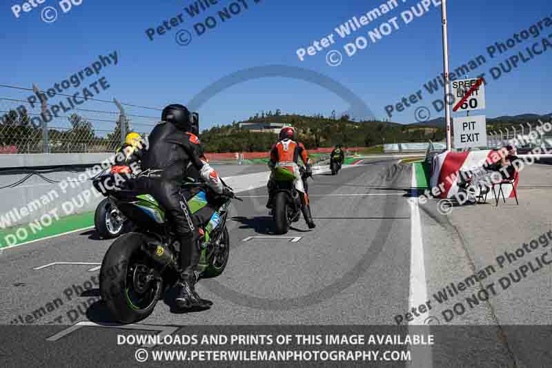 motorbikes;no limits;peter wileman photography;portimao;portugal;trackday digital images